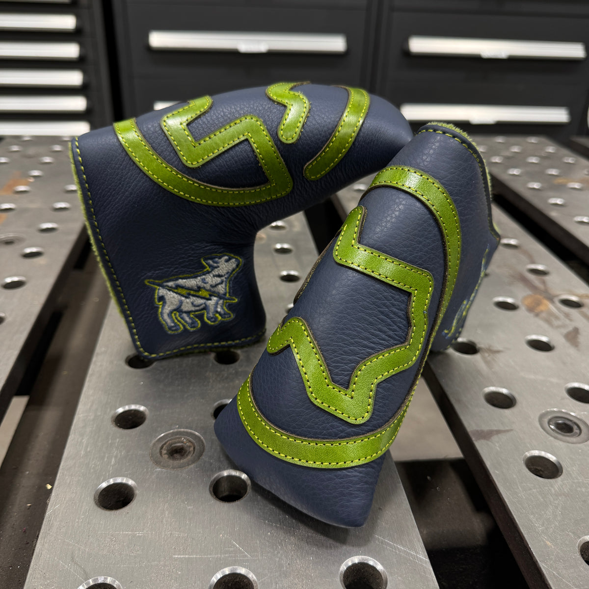 Circle Texas Putter Cover- Navy/Lime Green