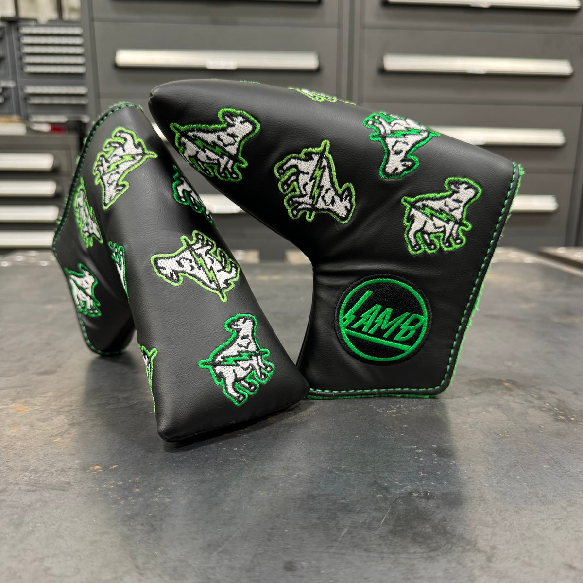 Electric Lamb Putter Cover - Black/Greeen