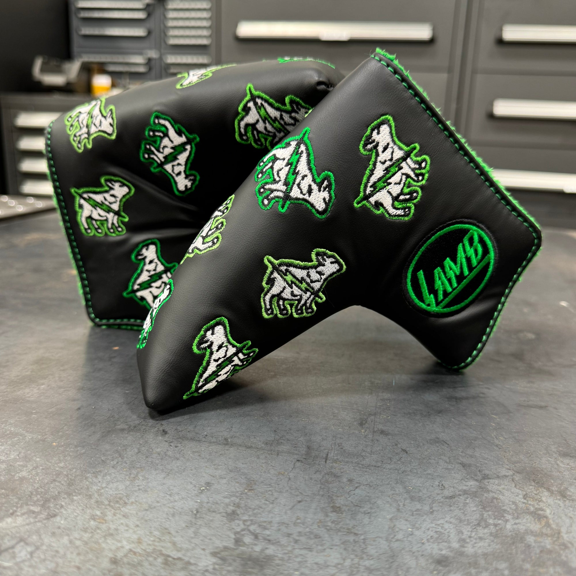 Electric Lamb Putter Cover - Black/Greeen