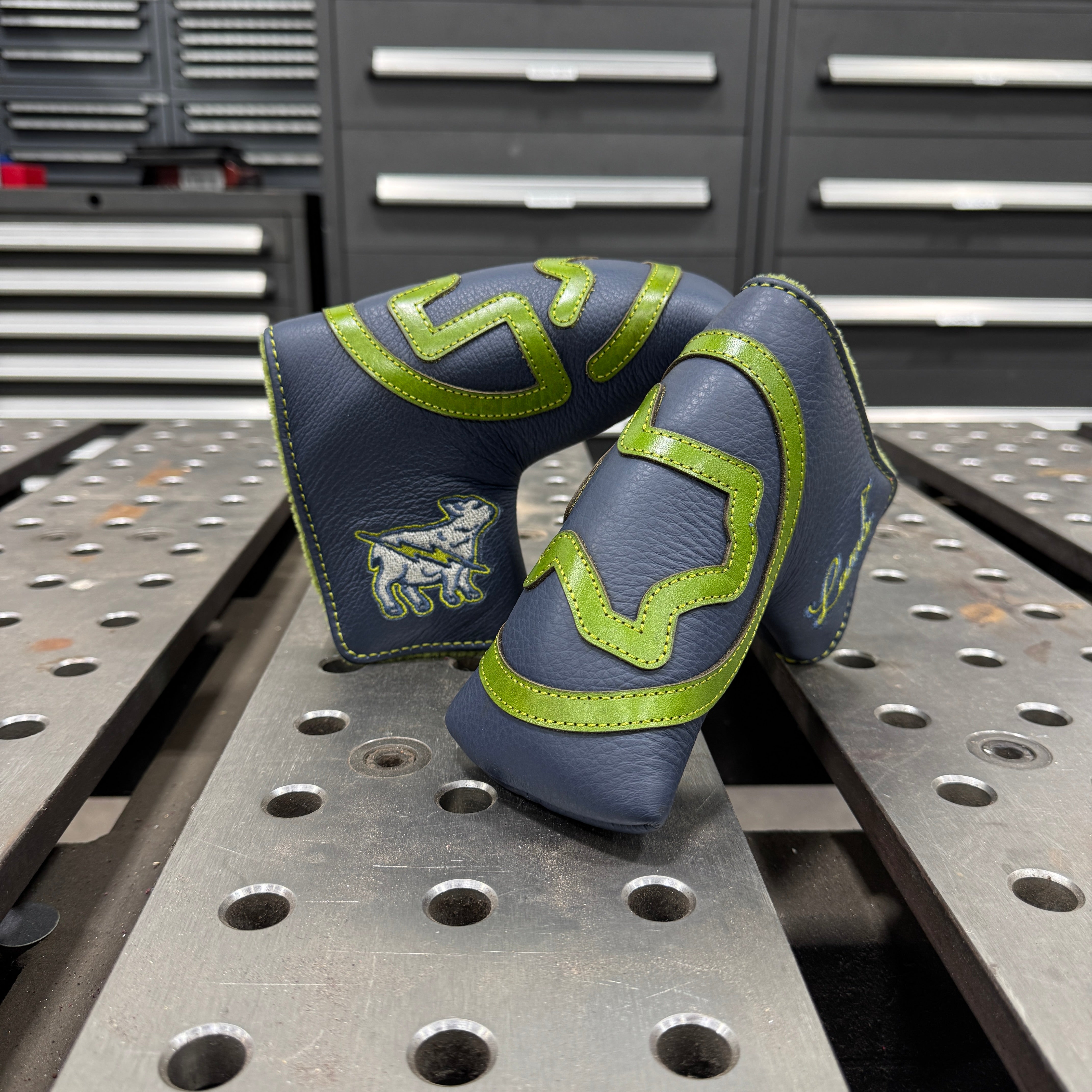 Circle Texas Putter Cover- Navy/Lime Green - Lamb Crafted